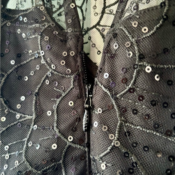 Black Sparkly Cocktail / Semi-Formal Dress - Picture 5 of 6